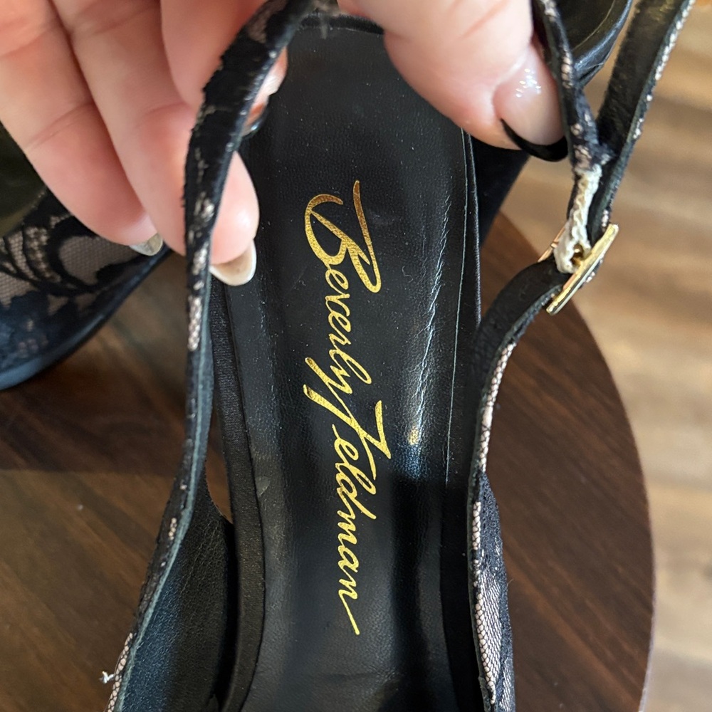 Beverly Feldman Elegant Black Lace Heels - Picture 5 of 7